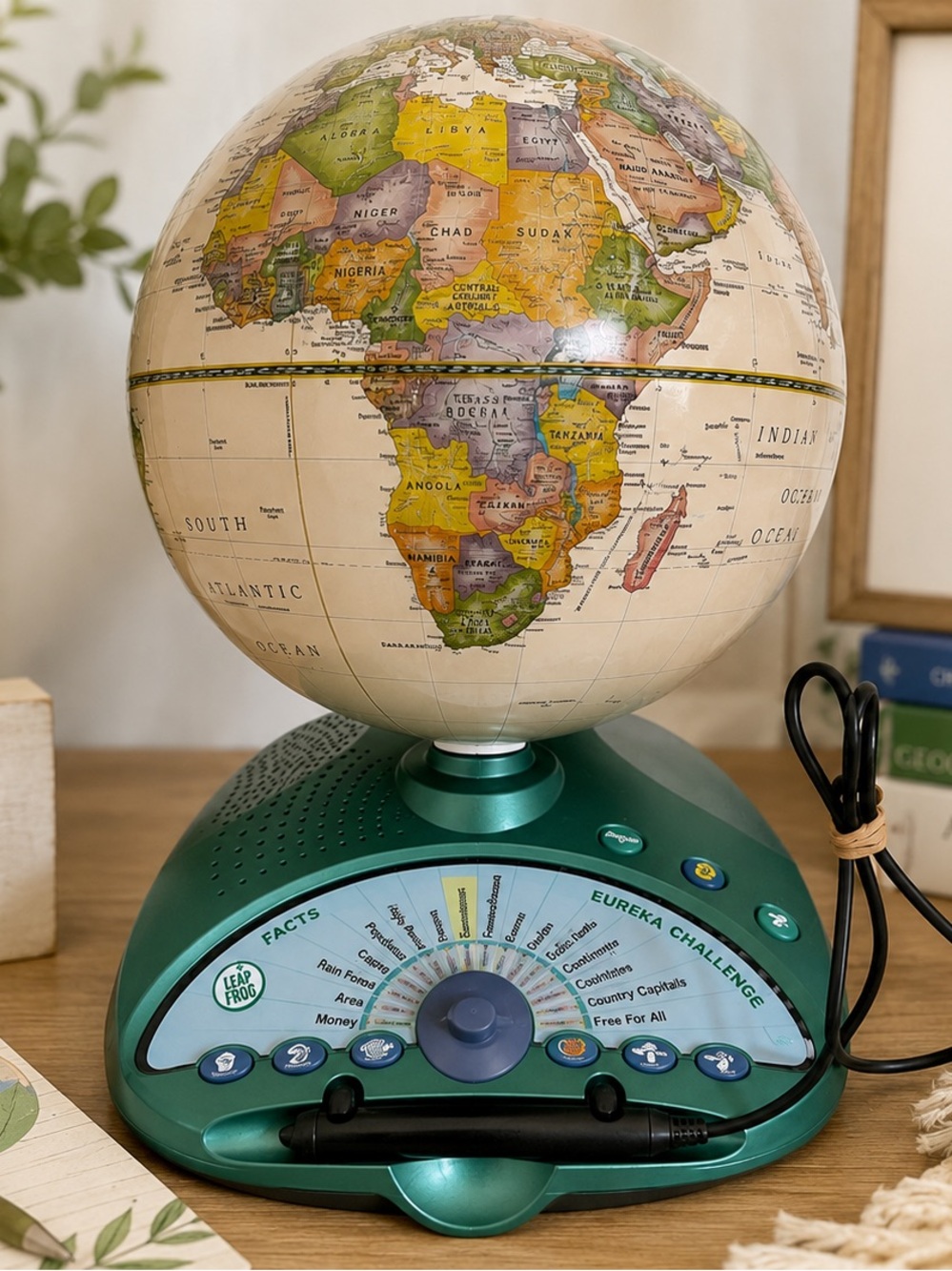 LeapFrog Interactive Talking Globe Eureka Challenge Tested Complete Homeschool